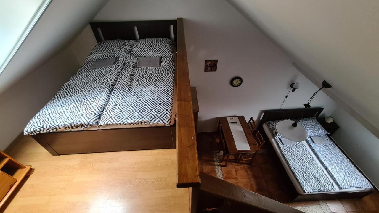 Gyulai Fuerdoe Apartman Екстер'єр фото