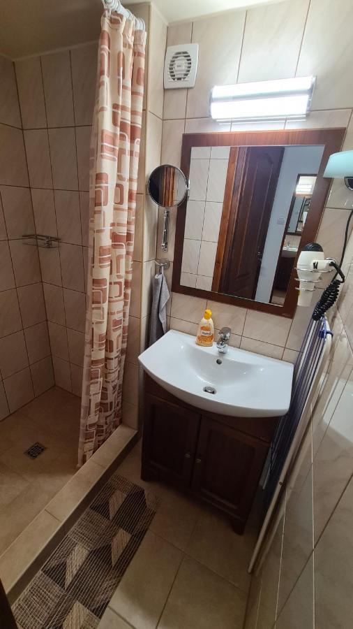 Gyulai Fuerdoe Apartman Екстер'єр фото