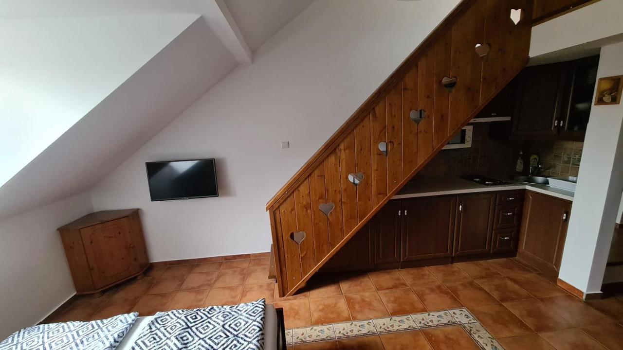 Gyulai Fuerdoe Apartman Екстер'єр фото