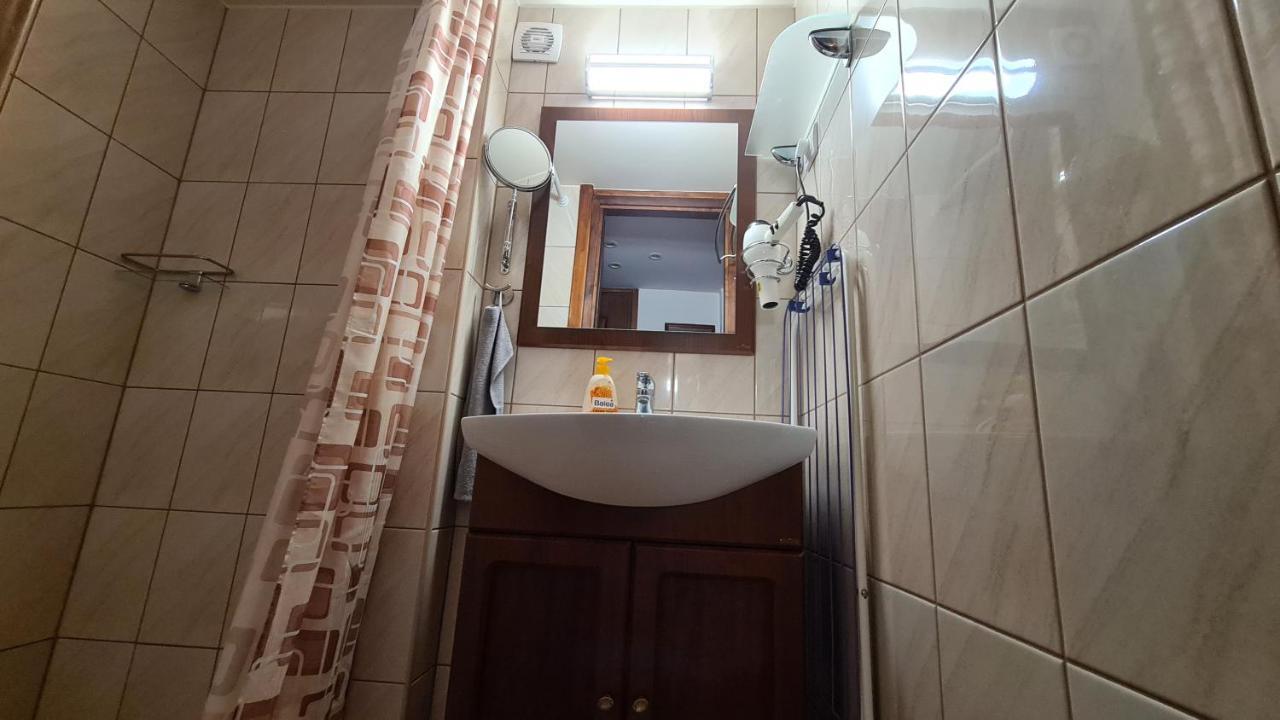 Gyulai Fuerdoe Apartman Екстер'єр фото